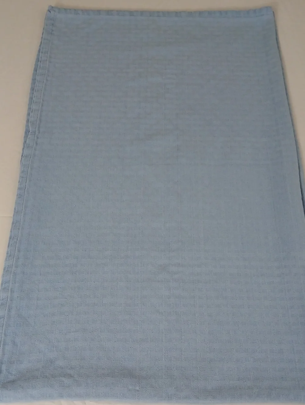 Pfaltzgraff Vintage Blue Tablecloth
